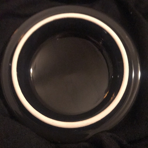 Decorative Ceramic Bee Dish - Picture 4 of 7